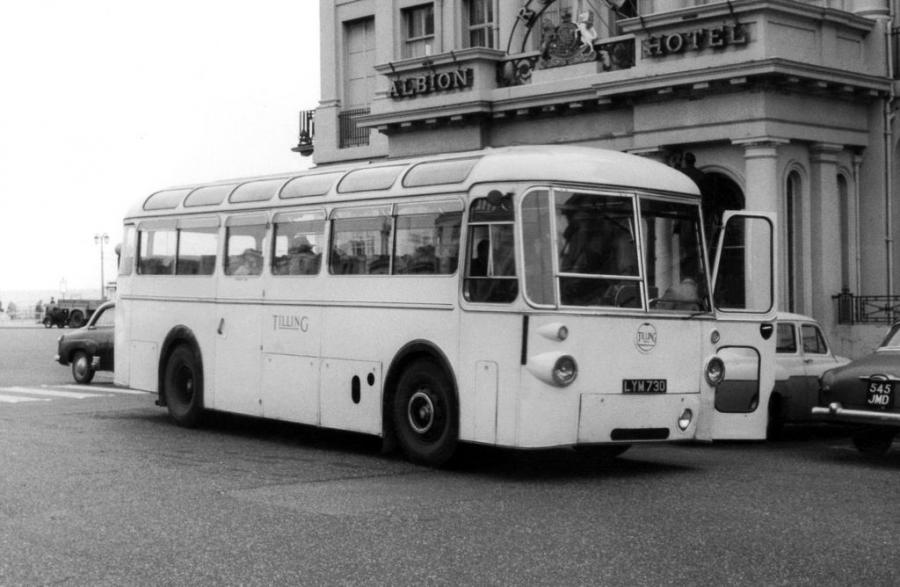 AEC Regal IV 9821E ECW (C34F) (UK) '1951
